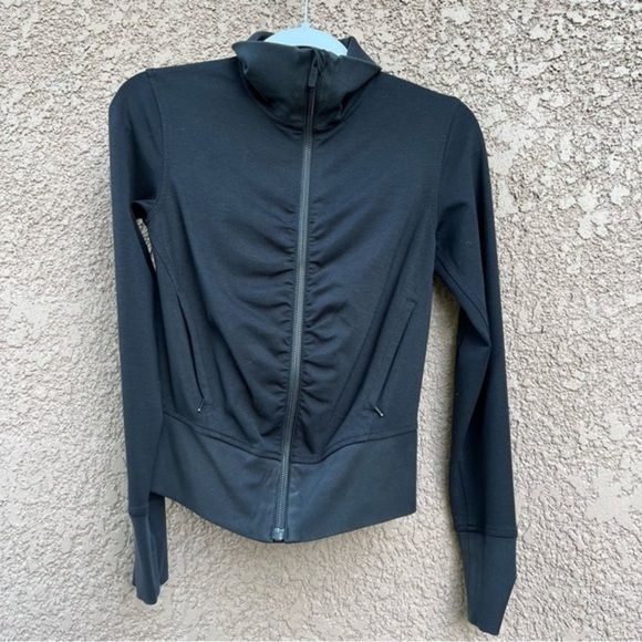 Lululemon Sweater Womens 2 Black Full Zip Mesh Vent Back Casual Yoga Athleisure - Picture 13 of 13